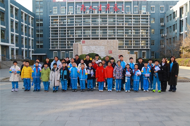 科技筑梦 携手同行 —— 五一小学分校开展校际科技交流活动